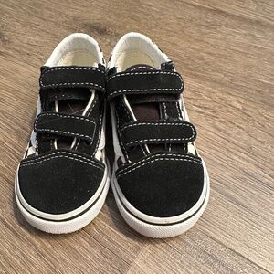 Vans Toddler Old Skool V Primary Check Shoe Black and White Sz 7T